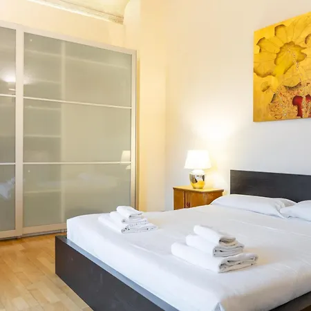 Sant'ambrogio - Raffaello Apartment *